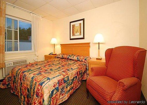 Inn At מונטיצ'לו מראה חיצוני תמונה