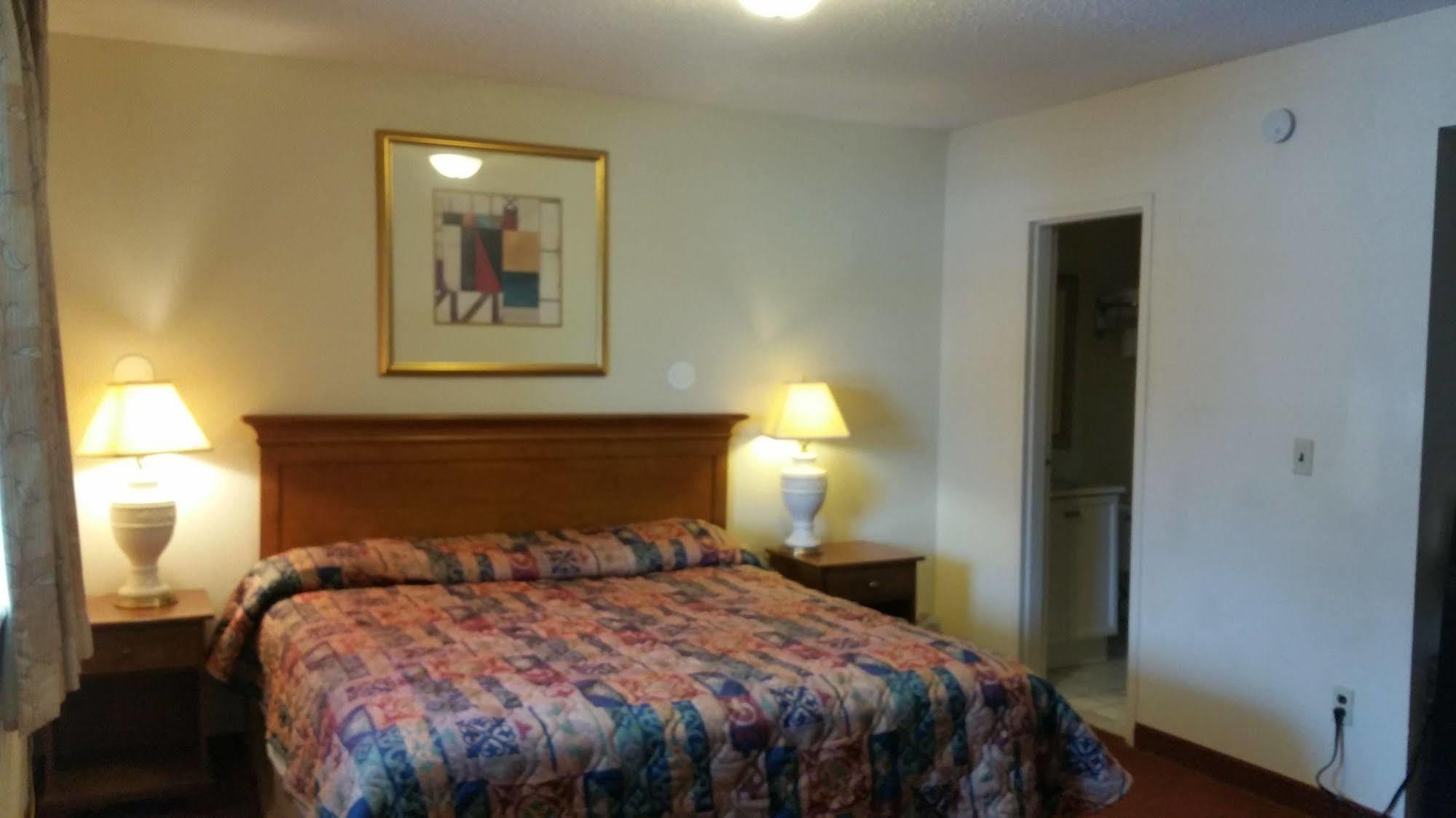 Inn At מונטיצ'לו מראה חיצוני תמונה